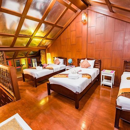 Baan Ratchapruek Villa Phuket Екстериор снимка