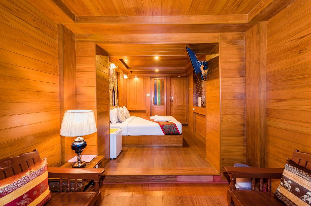 Baan Ratchapruek Villa Phuket Екстериор снимка